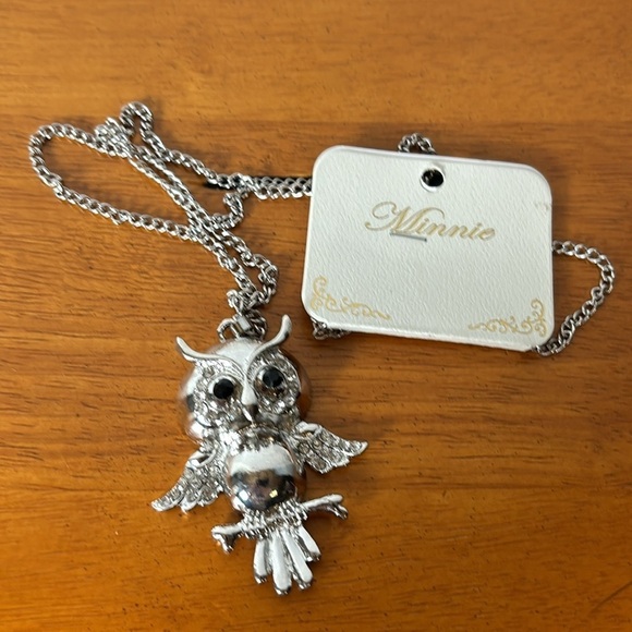 NWT Owl Necklace - Picture 3 of 3